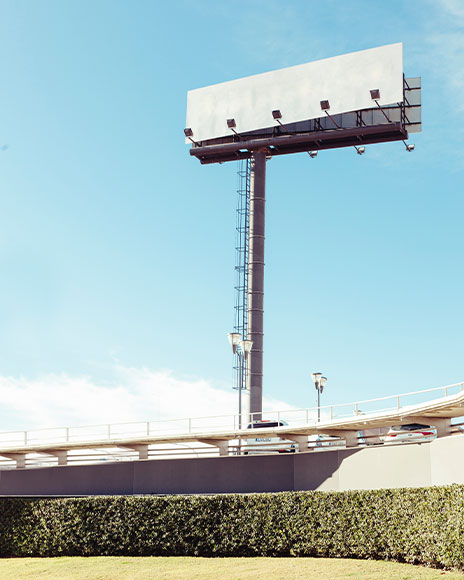 Outdoor Reklam Tasarımı (Billboard, Totem vb.)